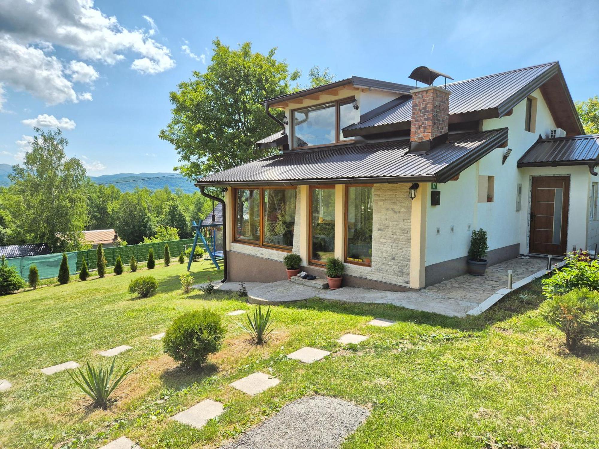 Mountain House Brutusi 17 Bjelasnica Trnovo Bih Exterior foto